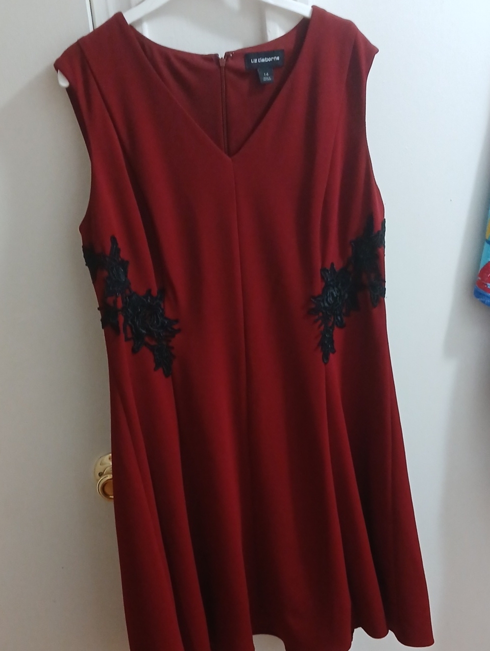 Red Sleeveless Fit & Flare Dress with Black Lace Appliqué Liz CLAIBORN SZ 14